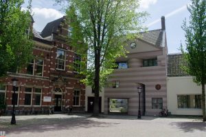 Pieterskerkhof, Van Schijndelhuis